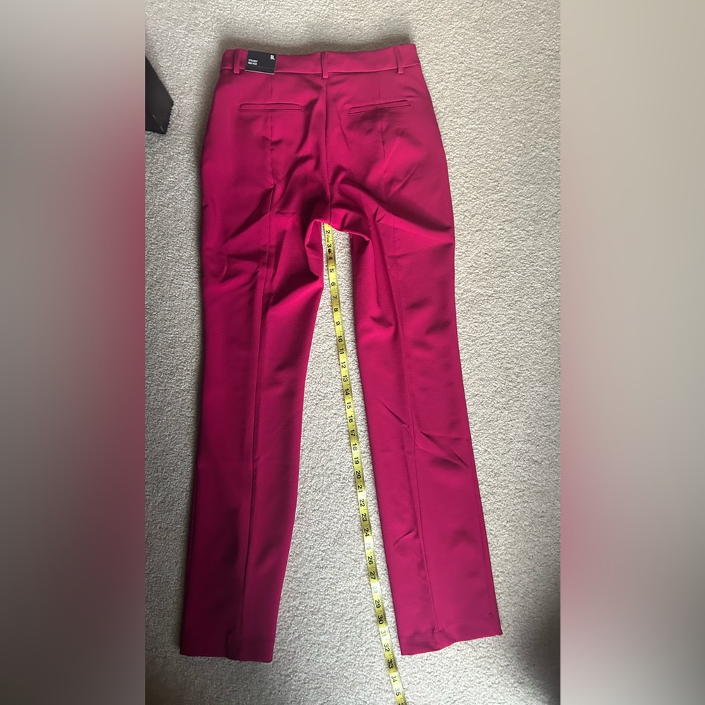 Express Columnist Pant in Raspberry (8L) - Picture 3 of 6